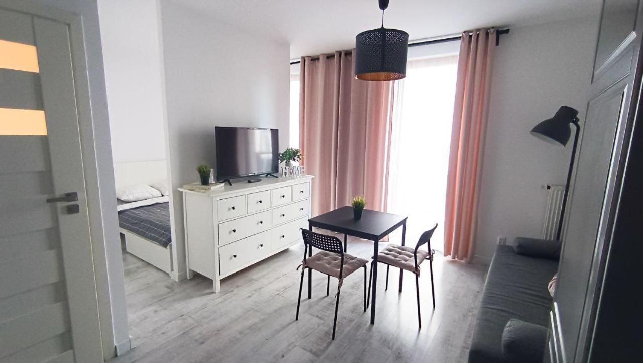 Apartament Niedaleko Centrum Warszawy Varşovia Exterior foto